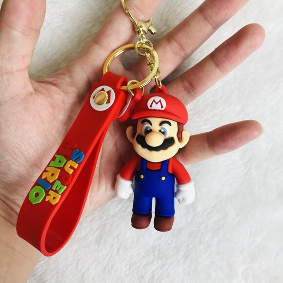 💥New💥Super Mario Brother’s Luigi Keychain💥 - Picture 5 of 6